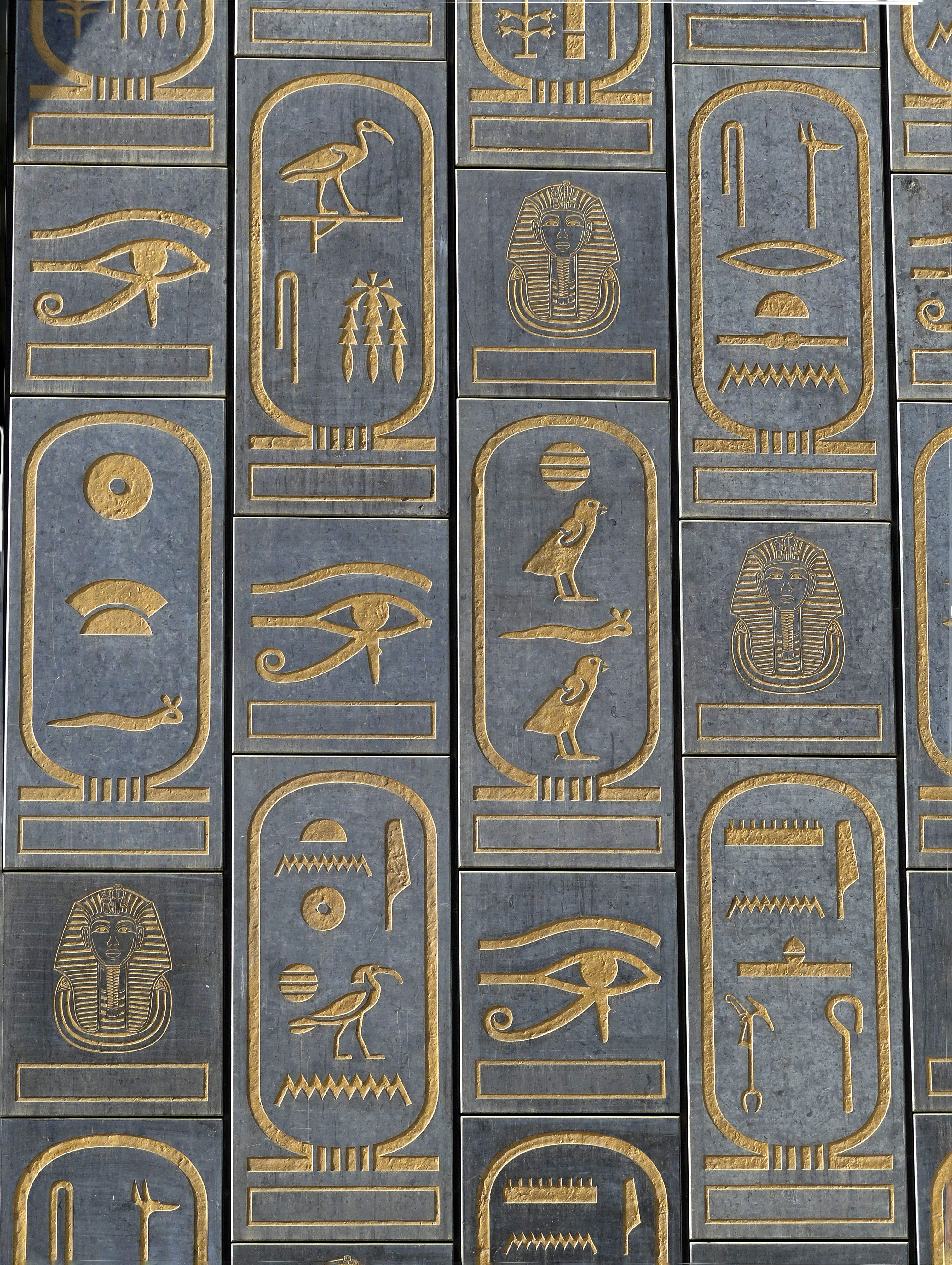 cartouches