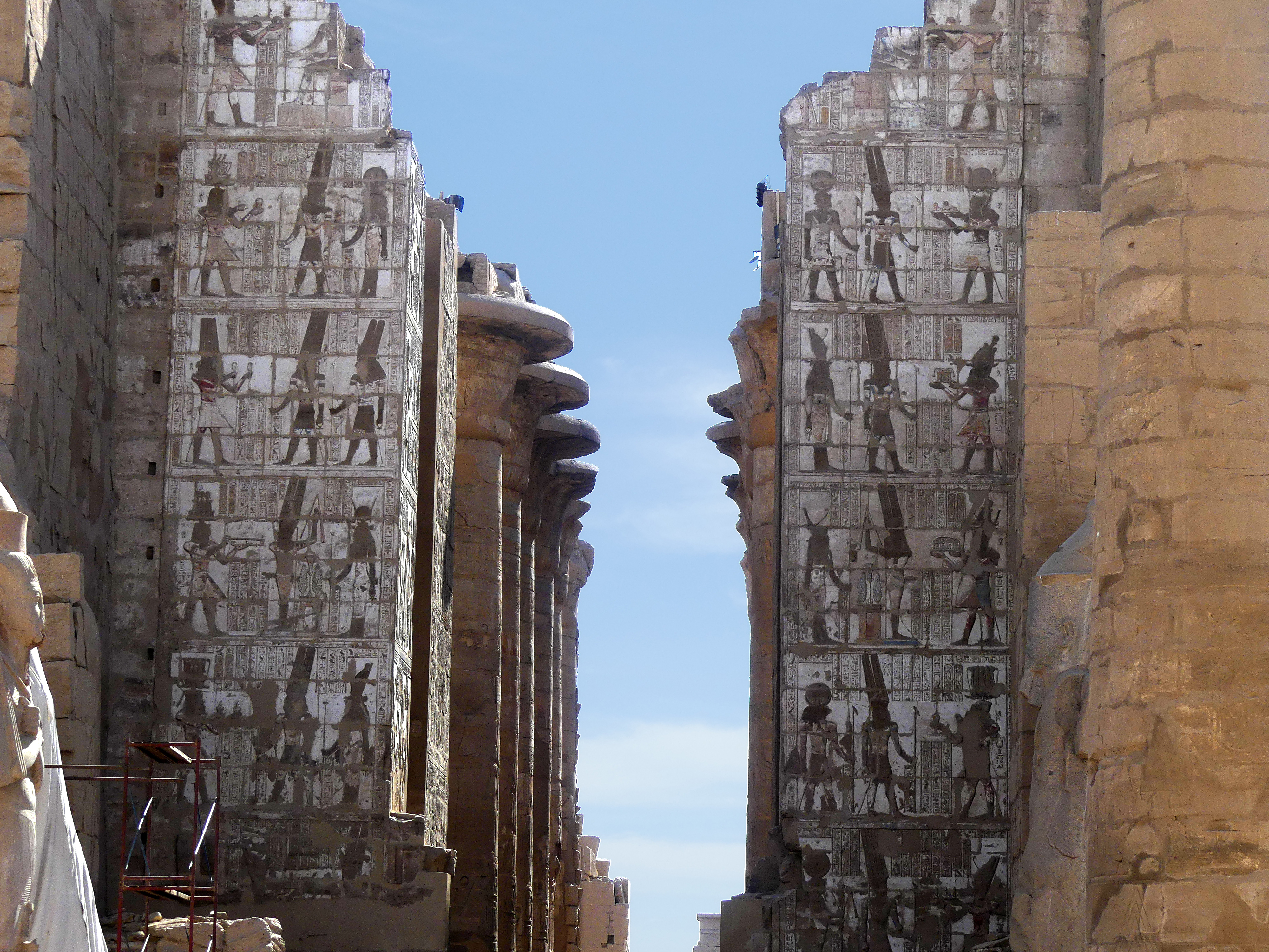 entering Bubastite Courtyard